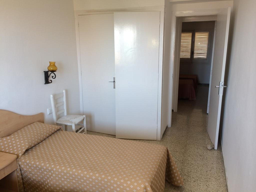 Apartaments Bellamar マルグラット・デ・マル 部屋 写真